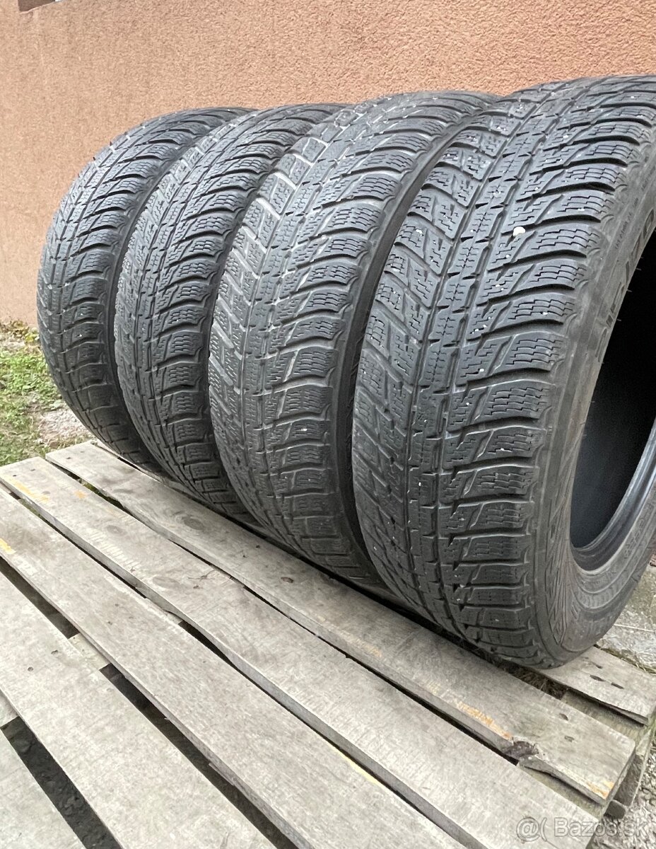 Nokian 215/70 R16 4x=60€