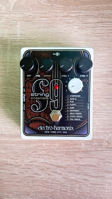 Predám nový nehraný gitarový efekt ELECTRO HARMONIX String 9