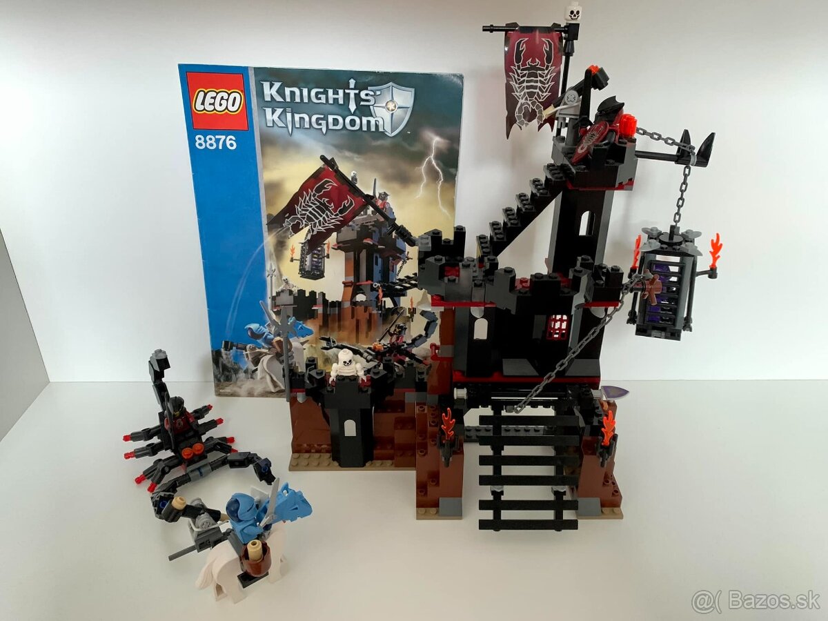 Lego Castle 8876 Scorpion Prison Cave