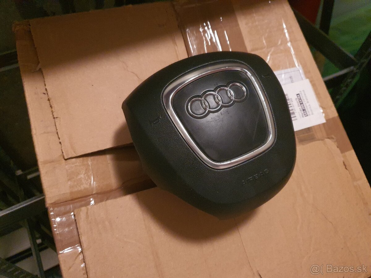 Audi A4 airbag