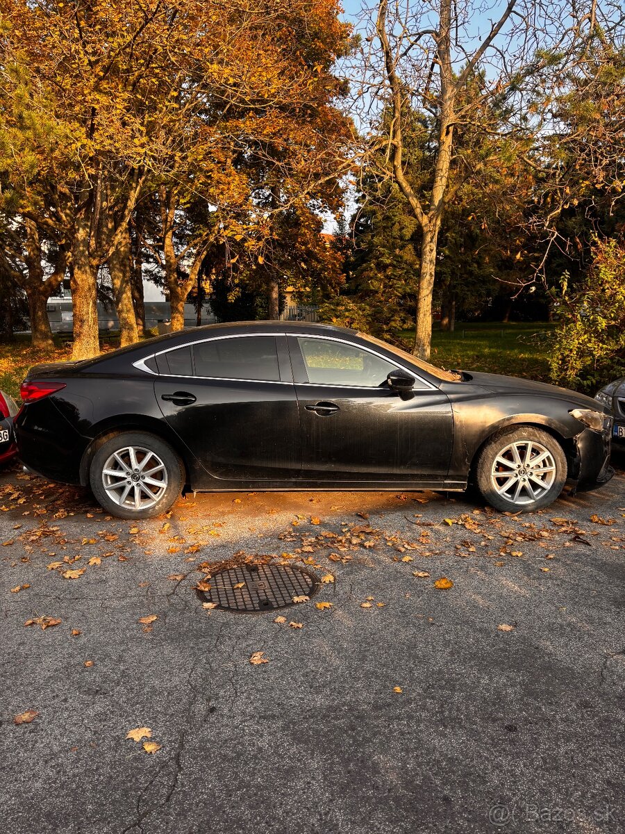 Mazda 6 2015 benzín