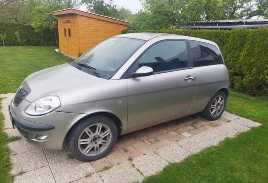 Lancia ypsilon 1.2