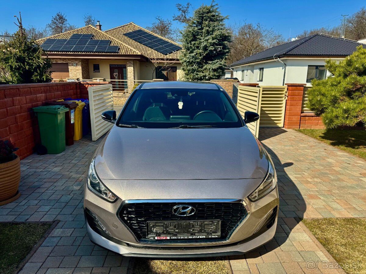 Hyundai i30 1.4Mpi 1.majitel