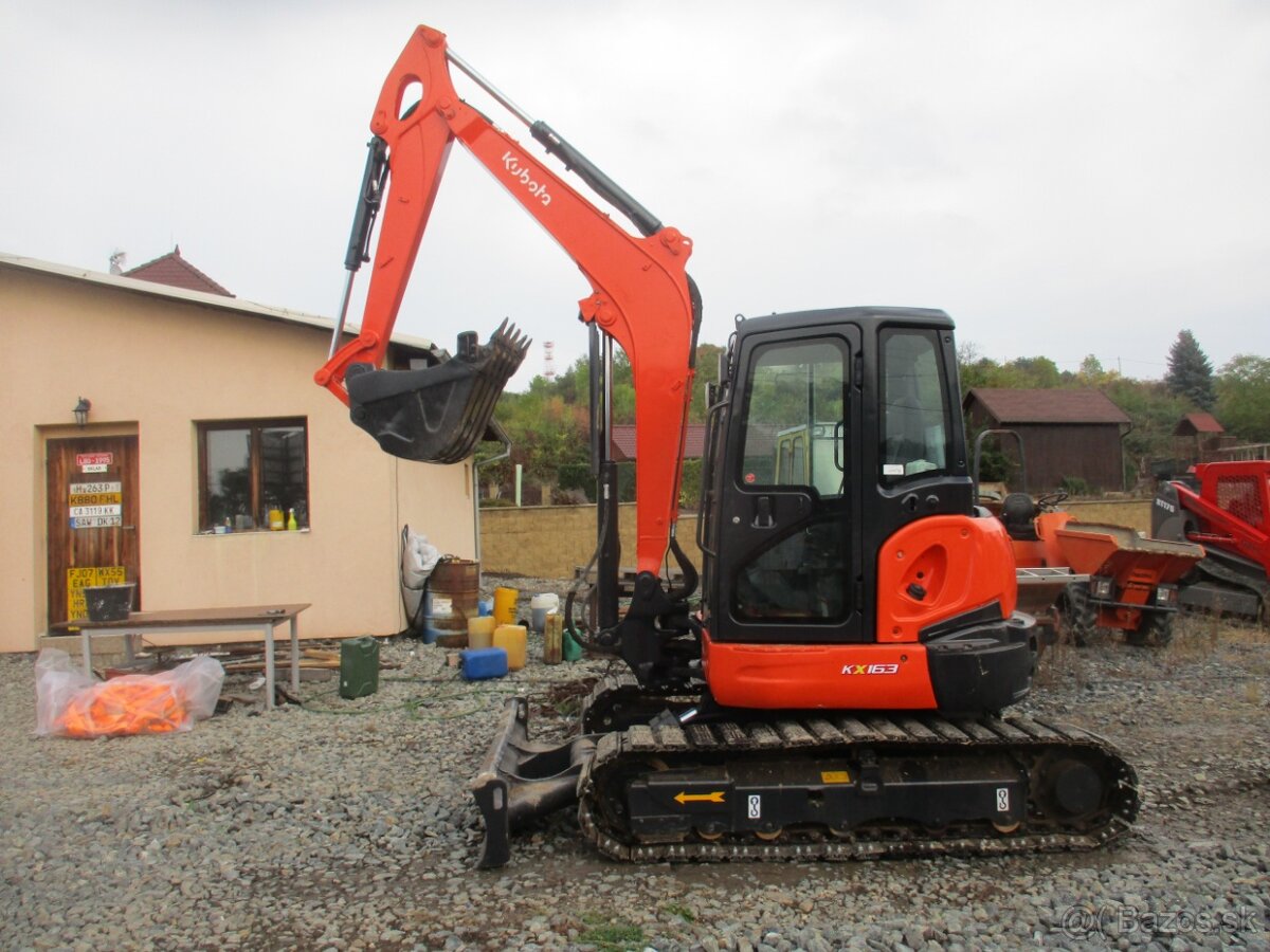 Minibagr Kubota