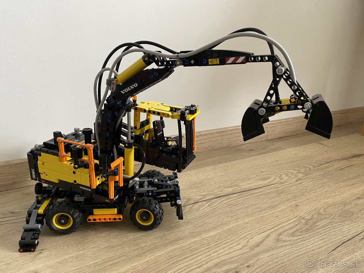 Lego Technic 42053 Volvo EW160E