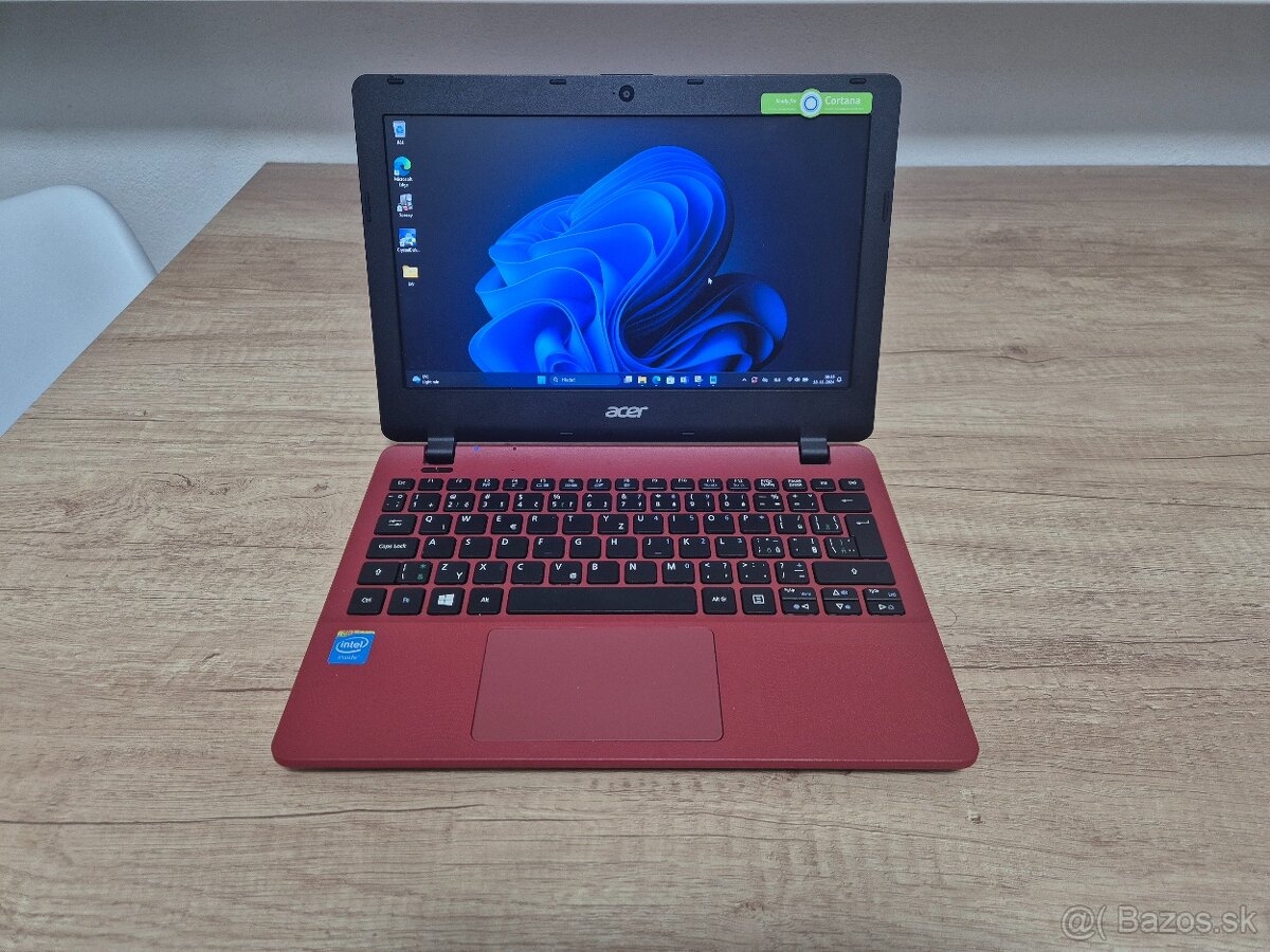 Acer ES1-131 /Intel N3150/HD/4GB RAM/256GB SSD/nová batéria