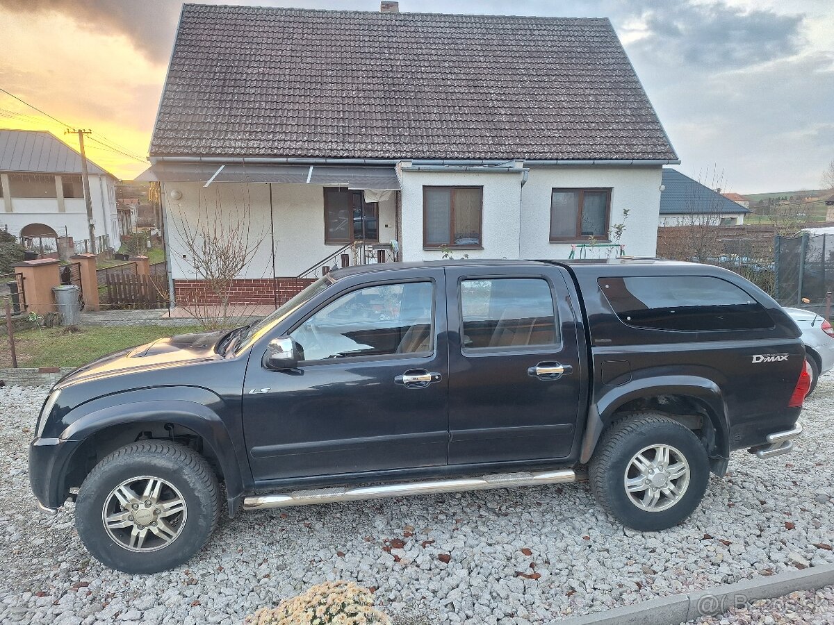 ISUZU D MAX 3,0 DIESEL 4X4 AUTOMAT ŤAŽNÉ