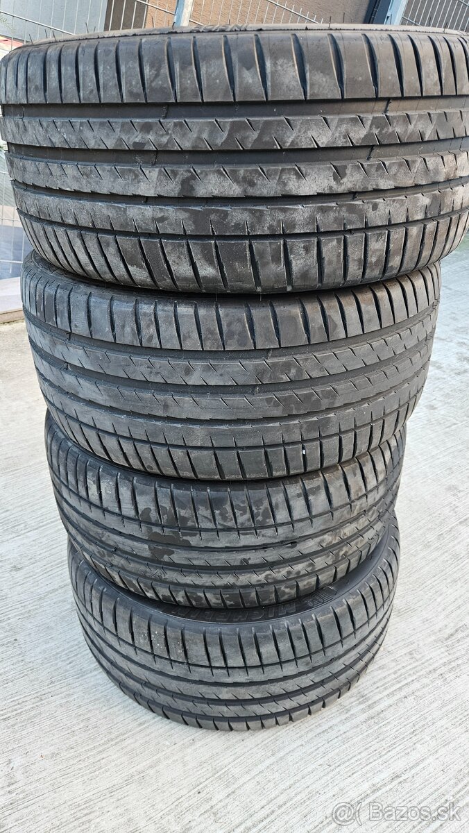 Úplne nové pneu Michelin Pilot Sport 4 245/40R19, 255/40R19