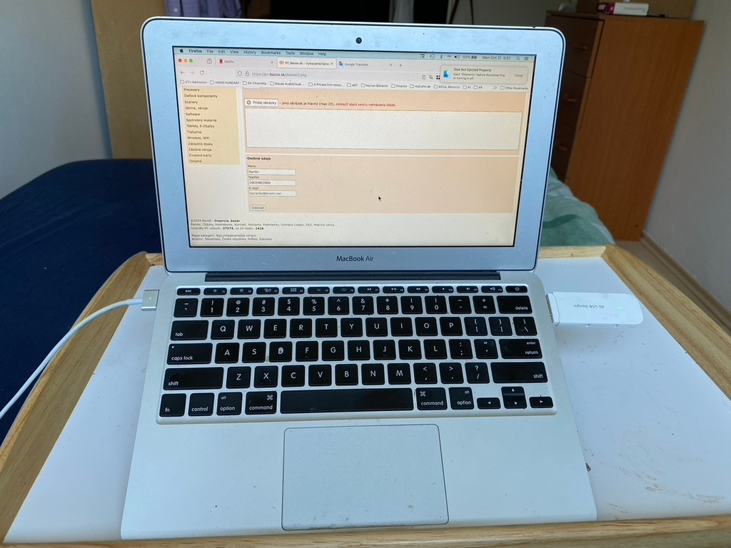 2012 Apple MacBook Air -Výborný stav s originálnou krabicou.