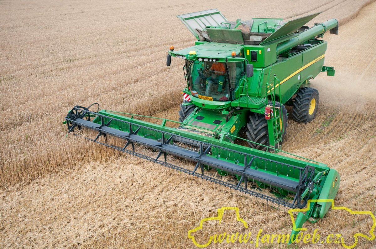 John Deere S670i