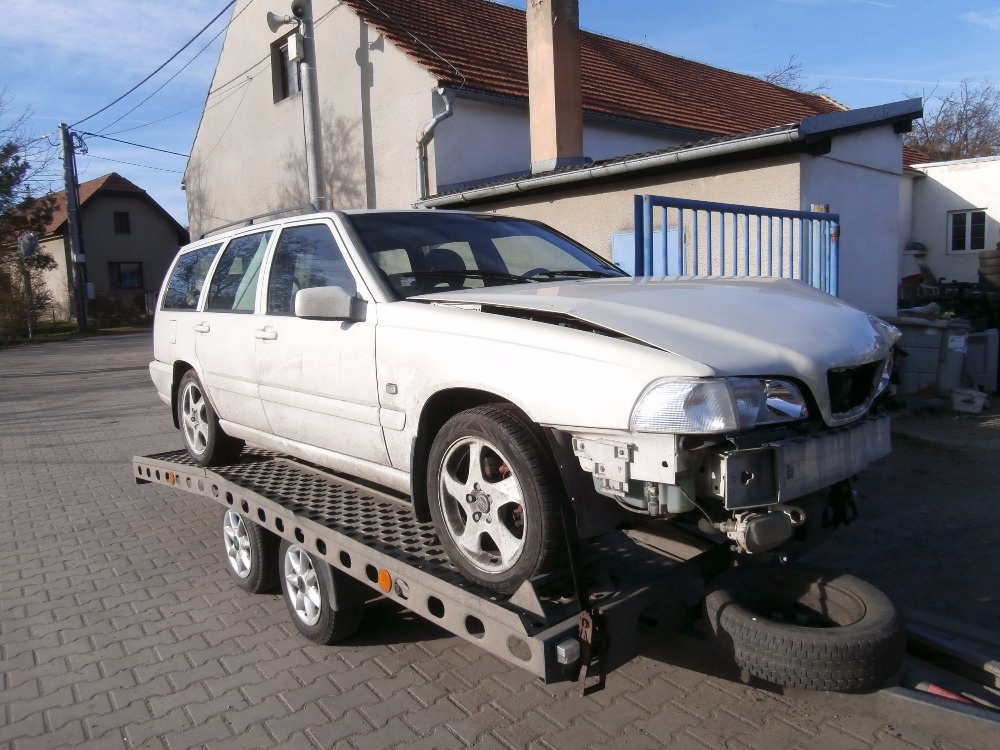 Volvo V70,97-2000