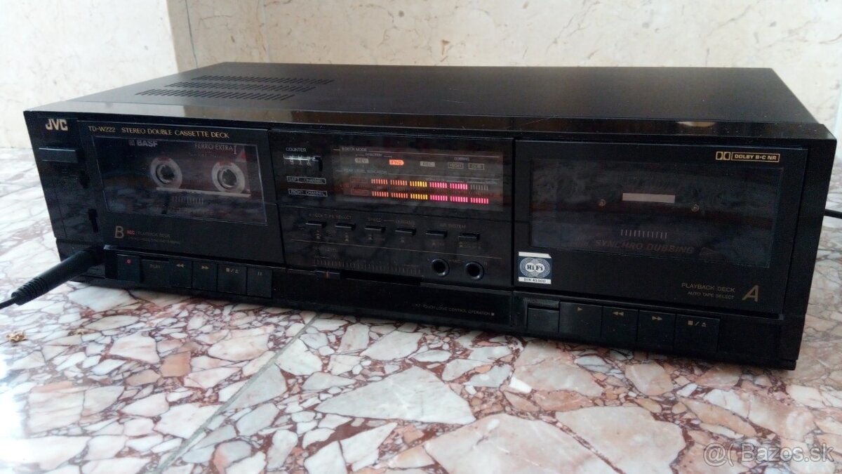 Predám HIFI dvojkazetový magnetofón JVC TD W222 autoreverse