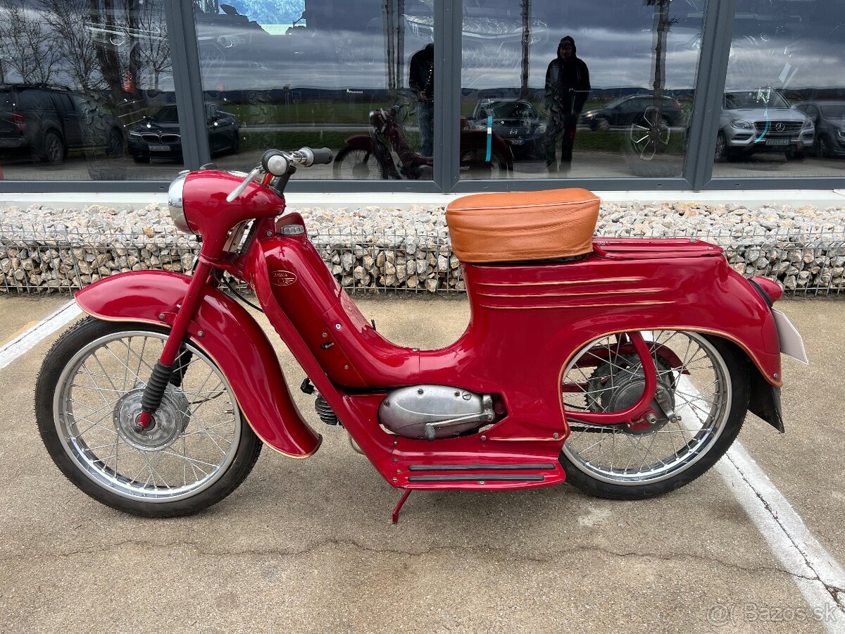 Jawa 50 - 555 Deluxe