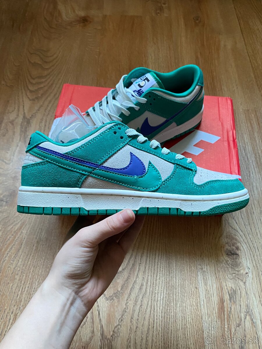 Nike Dunk Low SE (38,5) Neptune Green and Sail