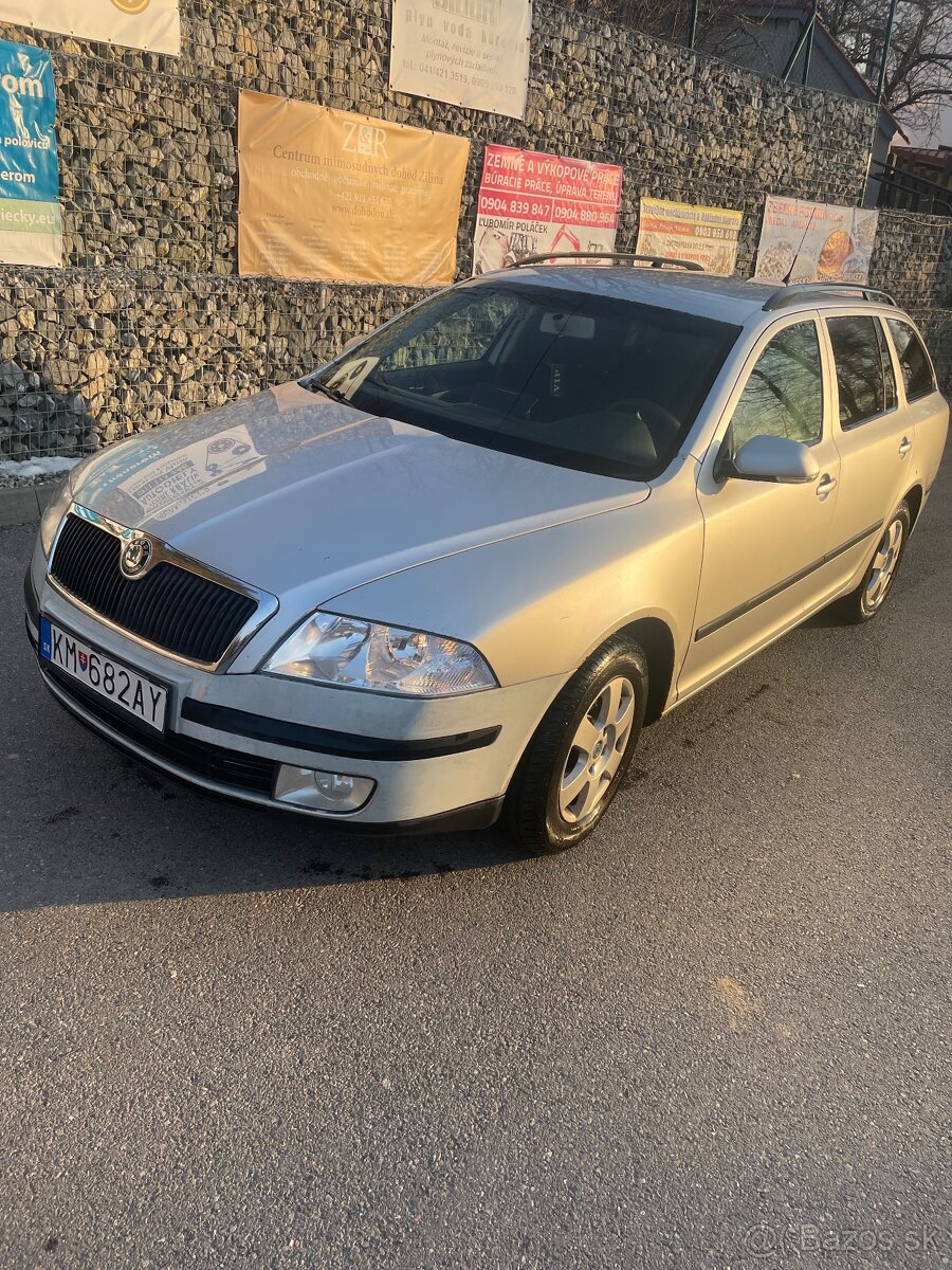 Škoda Octavia Combi 2