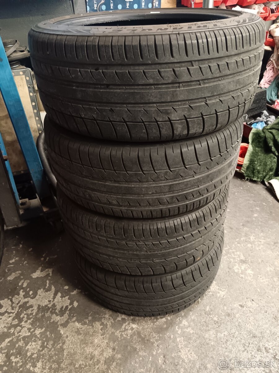 Predám letné pneu 255/40R19 Y100