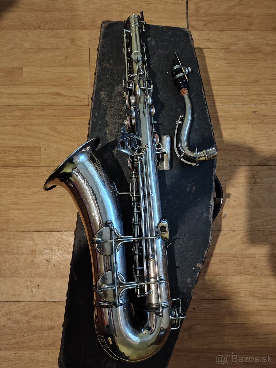 Tenor saxofón