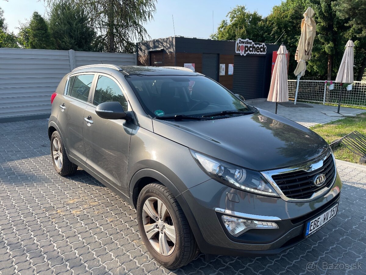 Kia Sportage 1.6 benzin dream edition r.v 2013 top stav