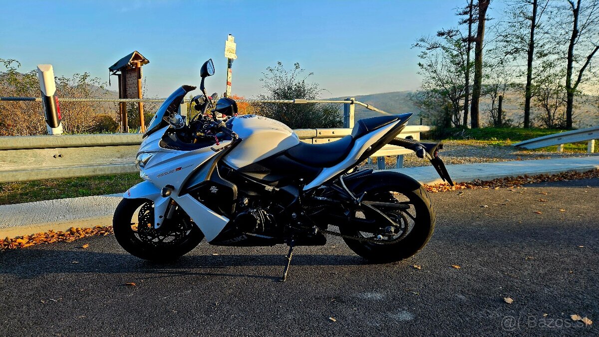 Suzuki Gsx-S 1000 f