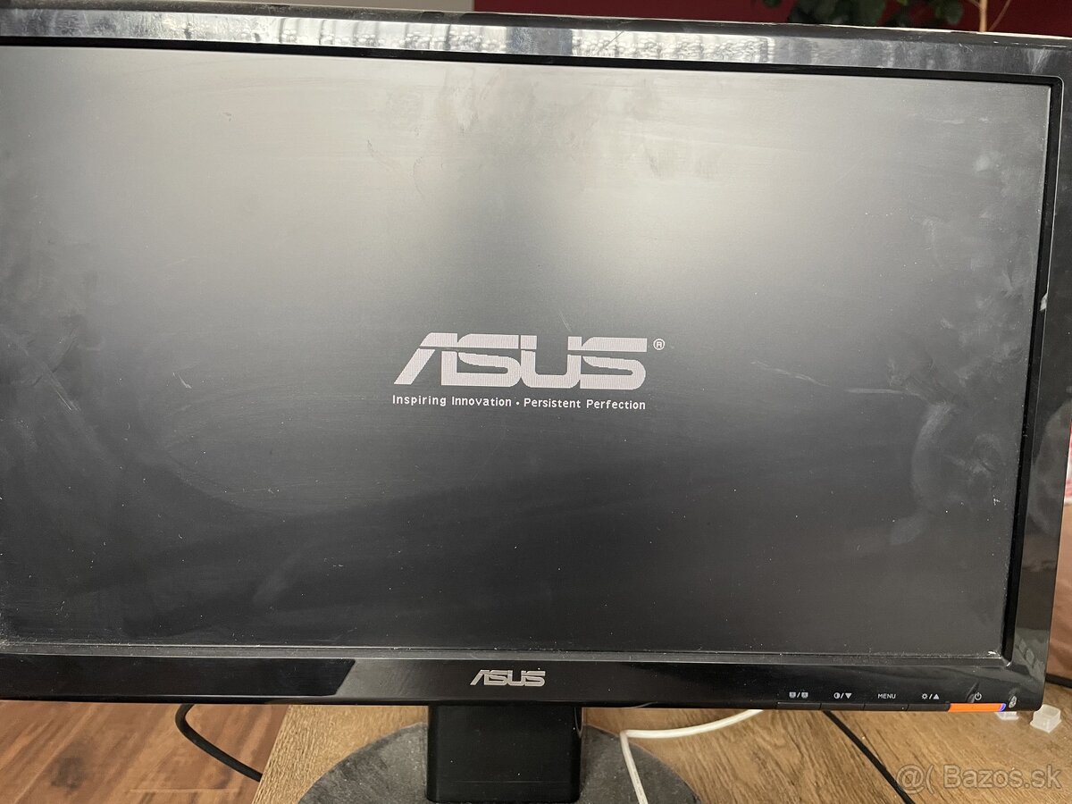 lcd monitor Asus 19”