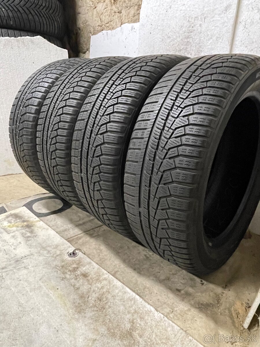 Hankook 205/55 R17 4x=120e