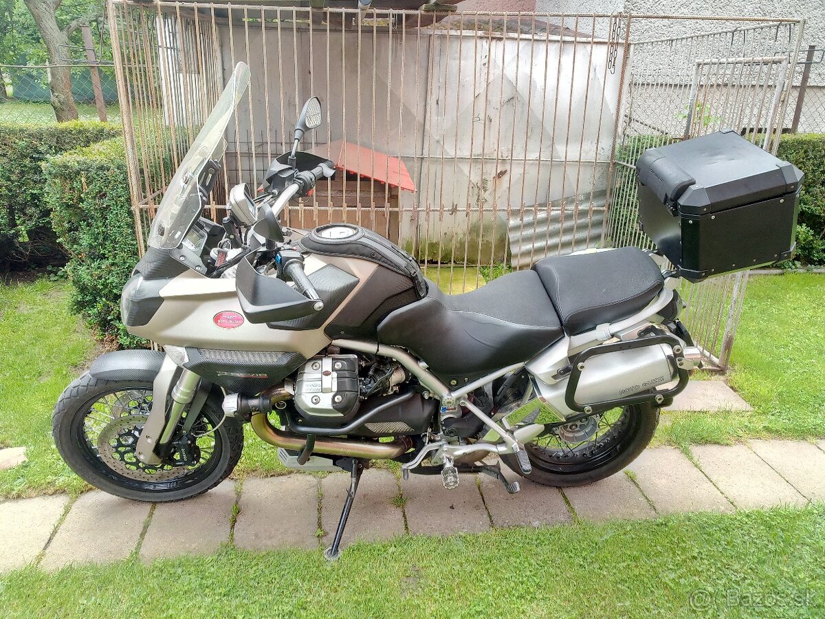 Moto Guzzi Stelvio 1200