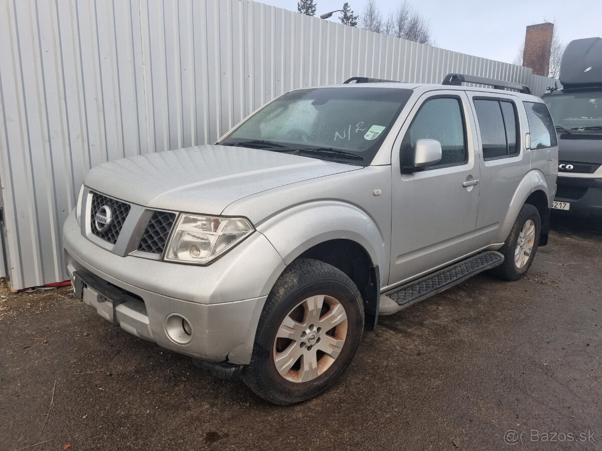 Nissan Pathfinder 2,5DCi stříbrný - ND