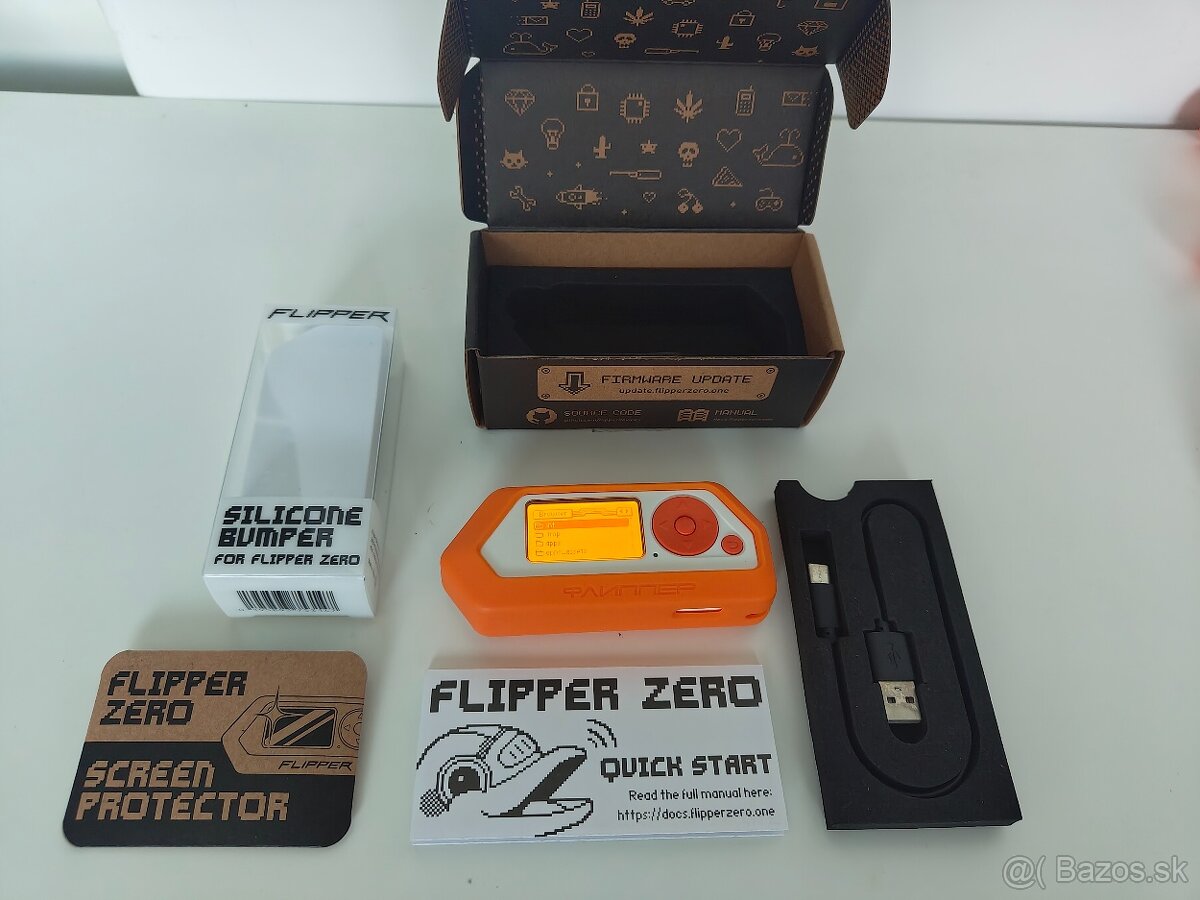 Flipper Zero + obal + fólie a prísluŠenstvo