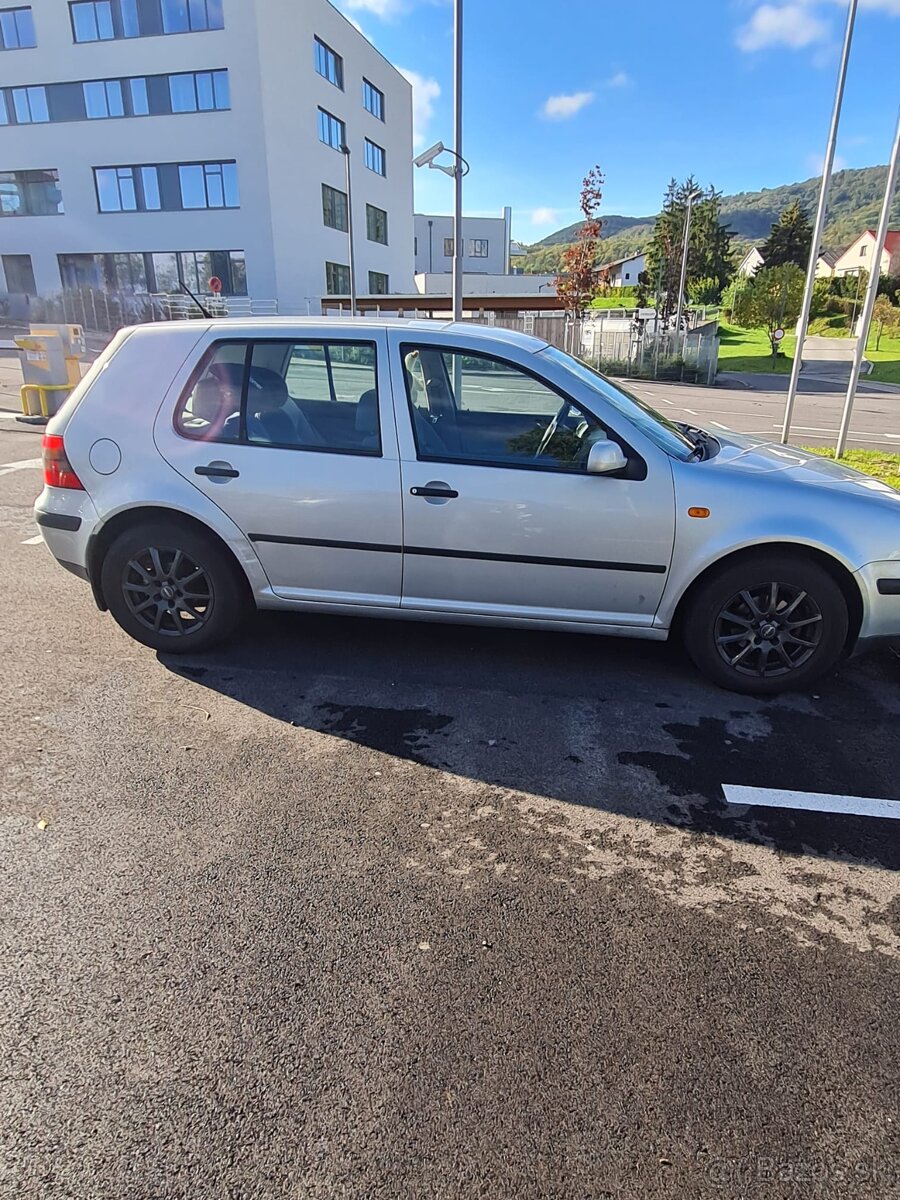 Golf 4 1.6 benzin automat