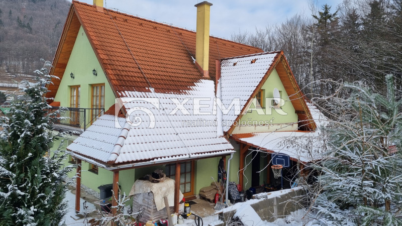 Predaj rodinný dom v BB - Malachov - exkluzívne