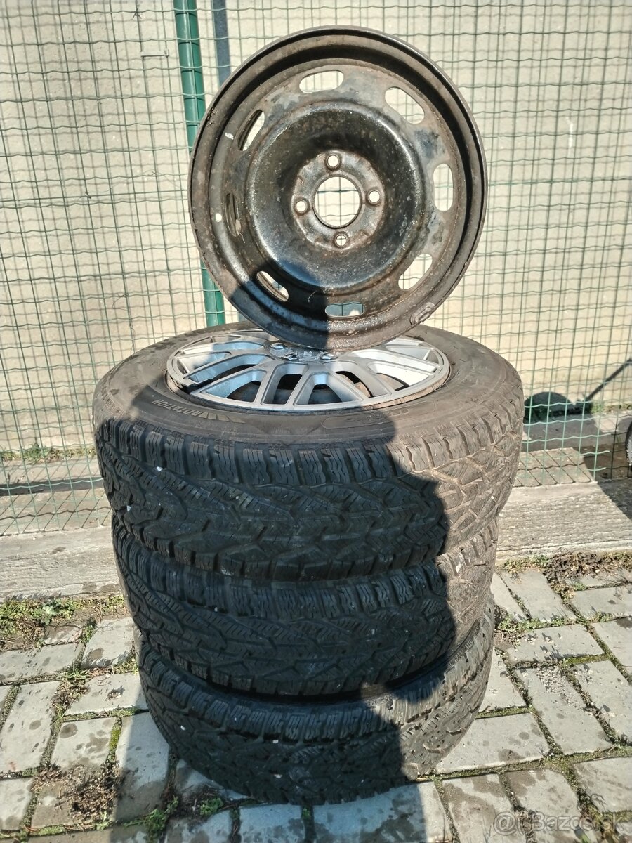 Predám plechové disky +pneumatiky 4x108 195/65R15