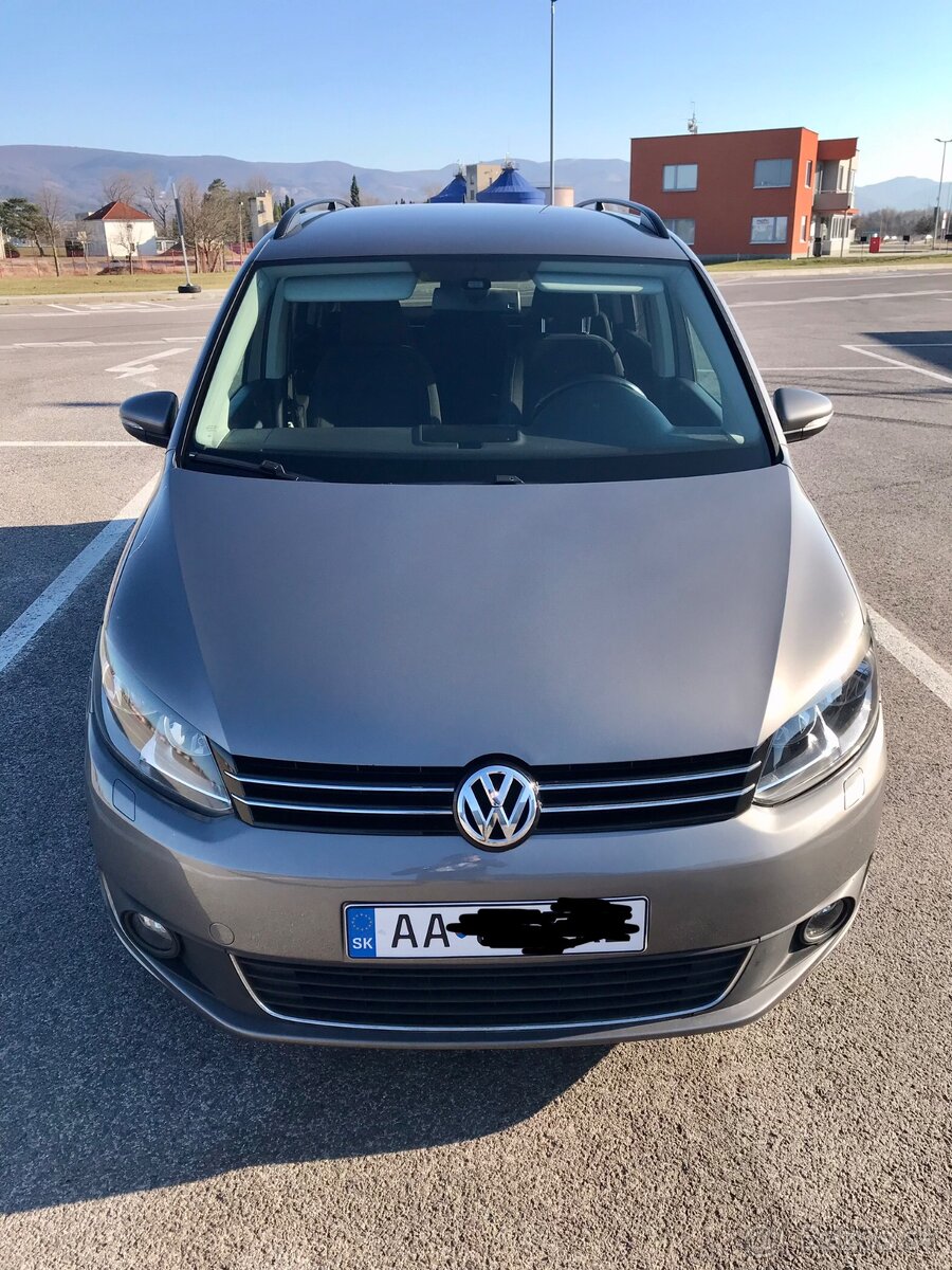 VW touran 1.4Tsi 103 kW 2012 7 miestne