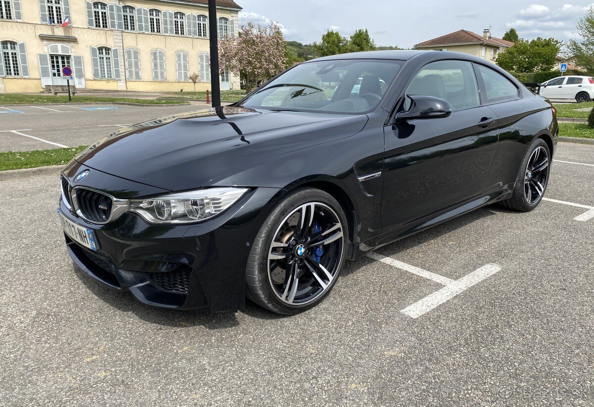 BMW M4 na náhradné diely rozpredam