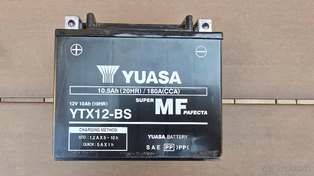 Bateria YUASA YTX12-BS V-strom 650