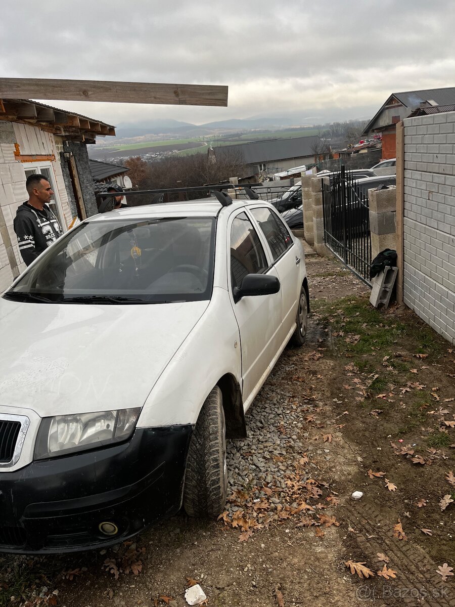 Predam skoda fabia 1.2 htp 2006