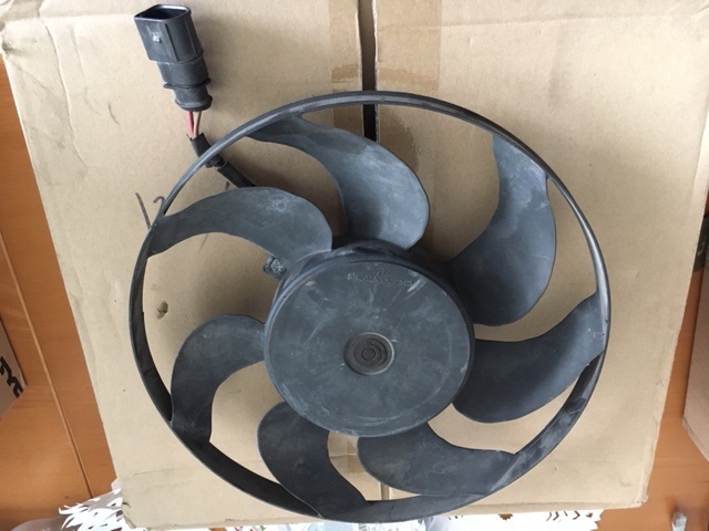 VENTILATOR CHLADICA 295mm VW / AUDI / SEAT / SKODA