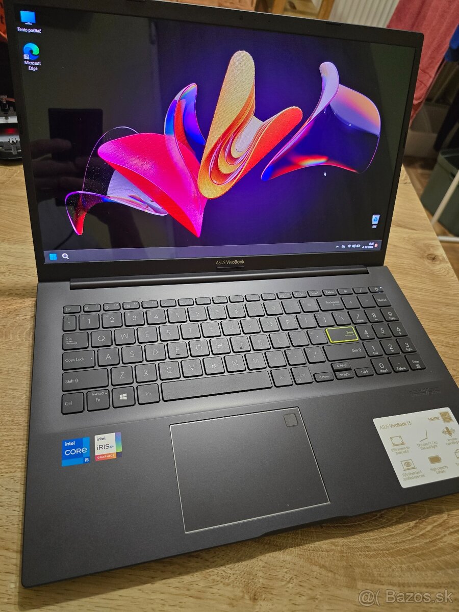 Asus Vivobook s OLED displejom s intel i5 procesorom 11 gene