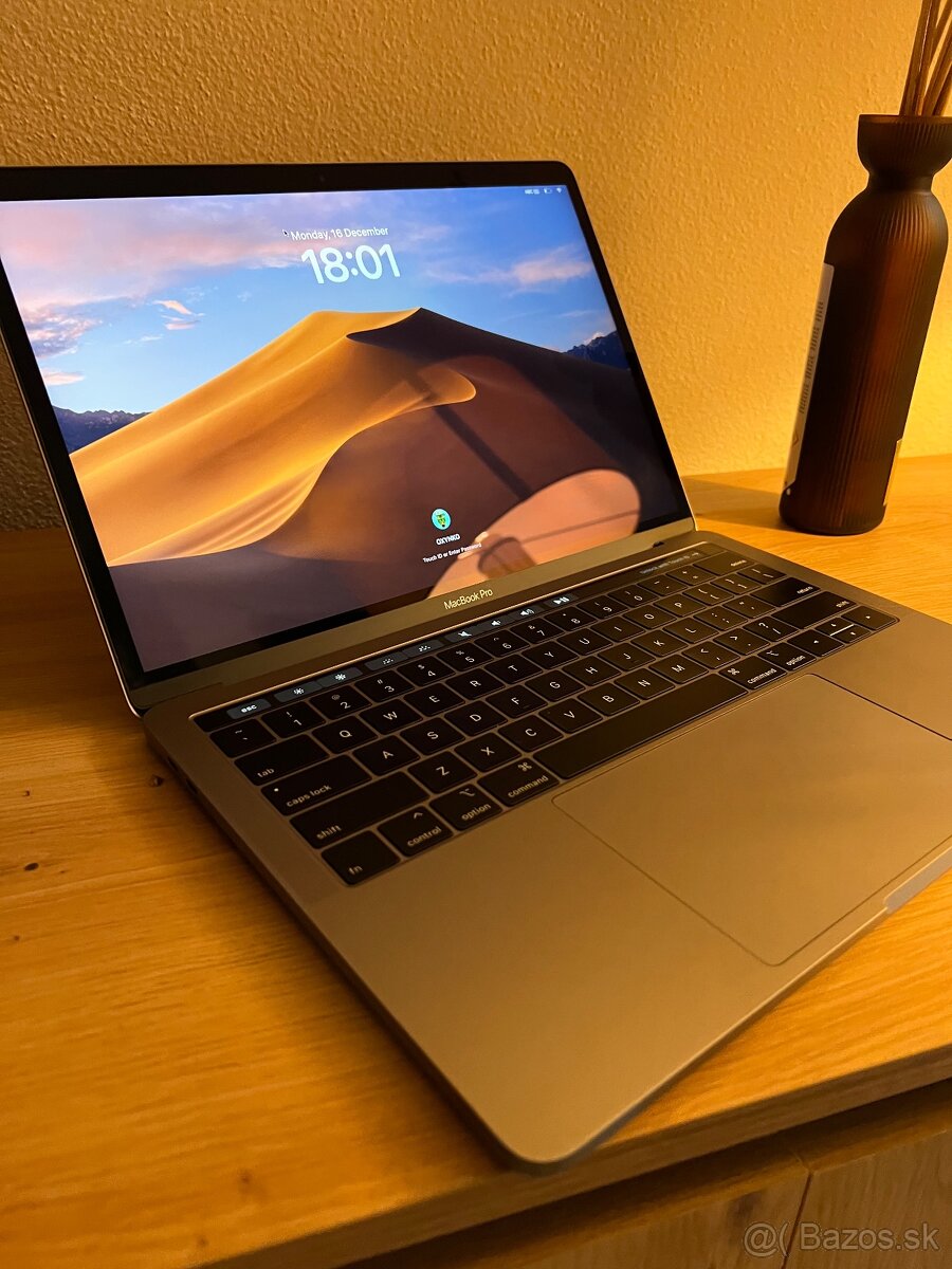 MacBook Pro 13" (2019) Intel i7 500 GB