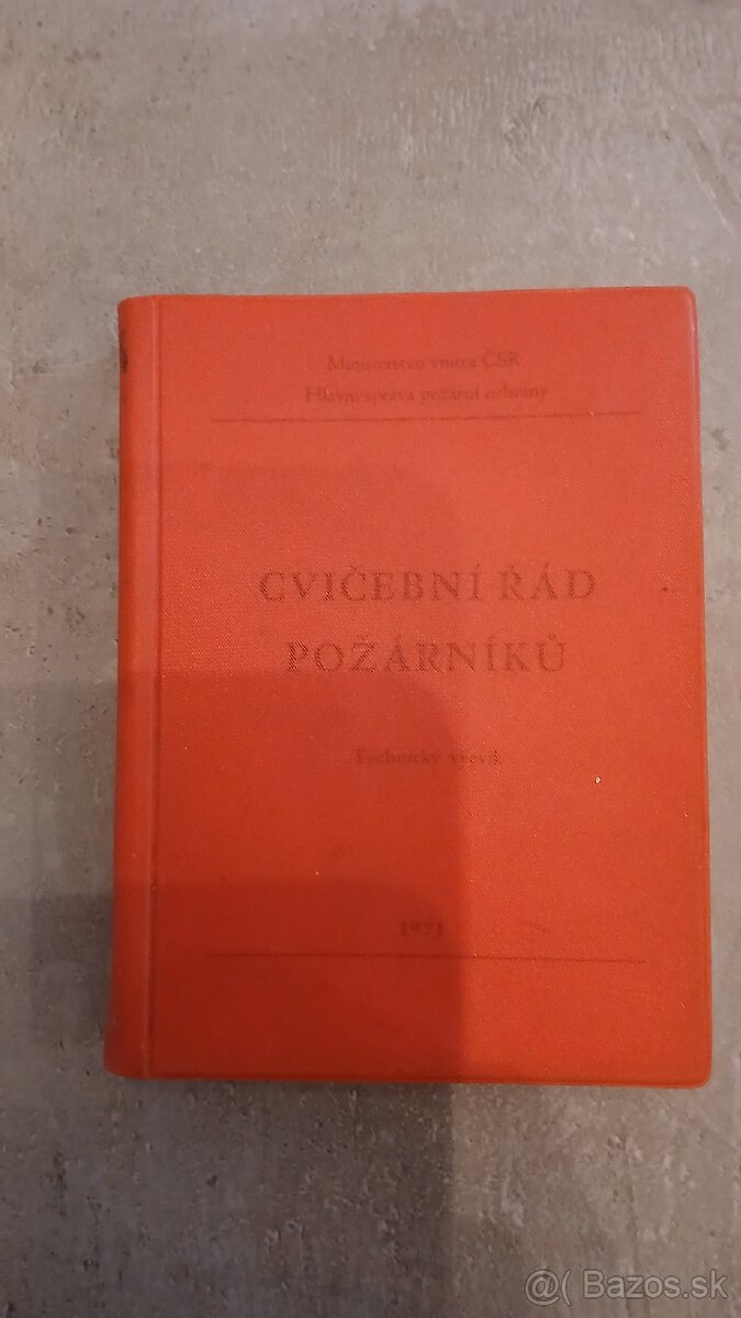 Kniha príručka Cvičební řád požárníků