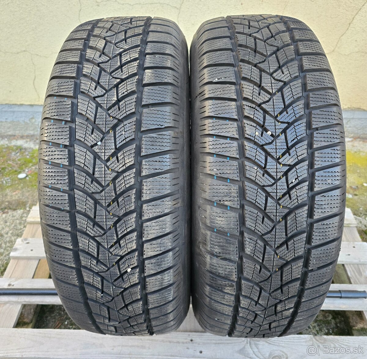 2ks ZIMNÝCH PNEUMATÍK DUNLOP 235/65 R17 108V XL