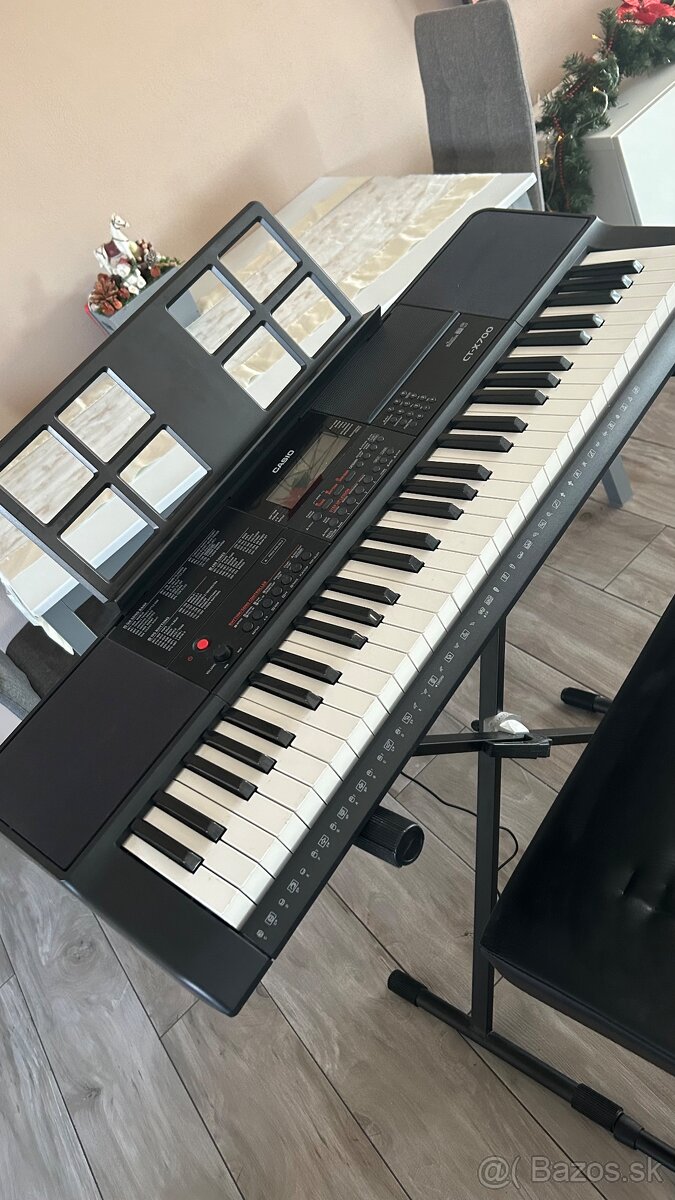 CASIO CT-X700 klávesy + stojan a stolička