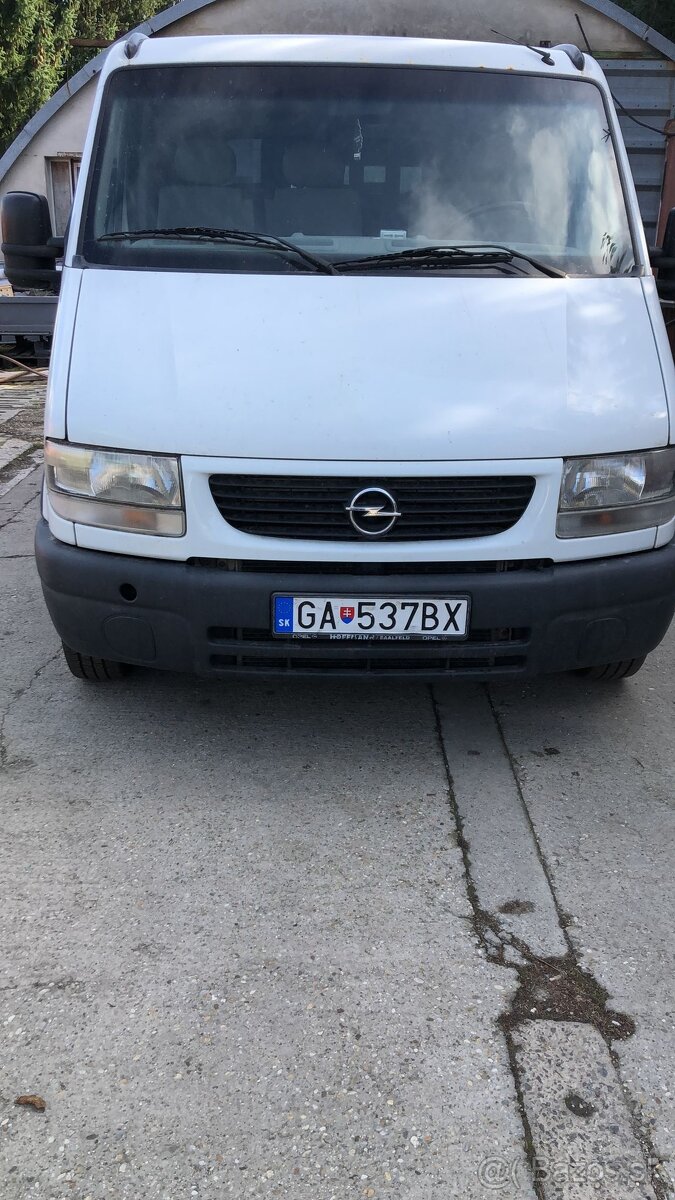 Opel Movano