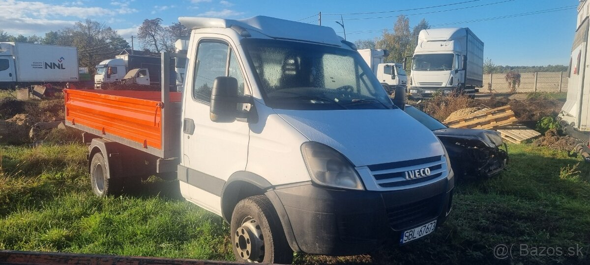 Iveco Daily, veľmi dobrý stav, trojstranný sklápač