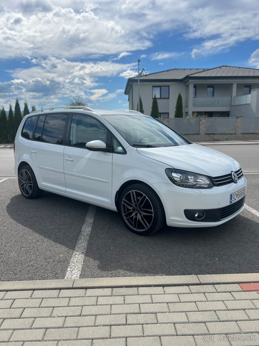 VW Touran 2.0 TDI 103kw DSG 7 miestne r.v.2014