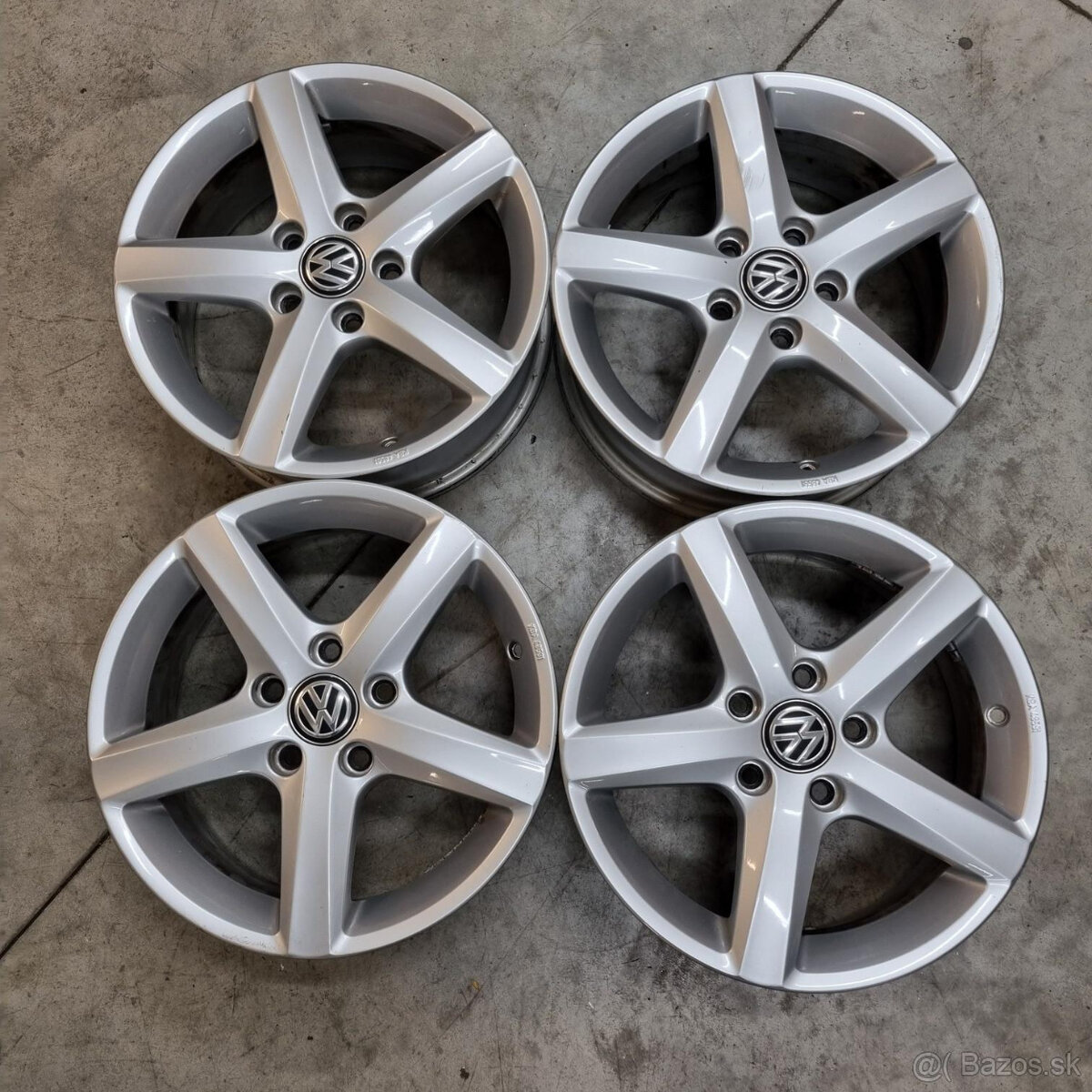 Originál Volkswagen Golf disky 5x112 R16 ET48