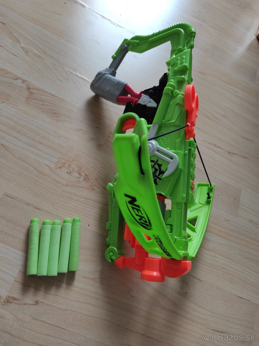 Nerf Zombie Strike Outbreaker Bow Review