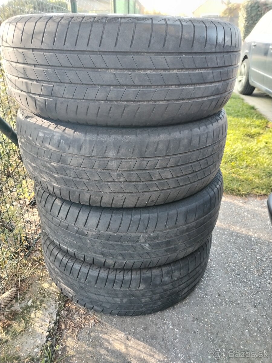 Predám letné pneumatiky Bridgestone 265/60R18 110V