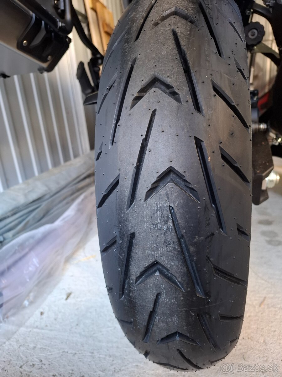 Sada pneu Dunlop D614-nové