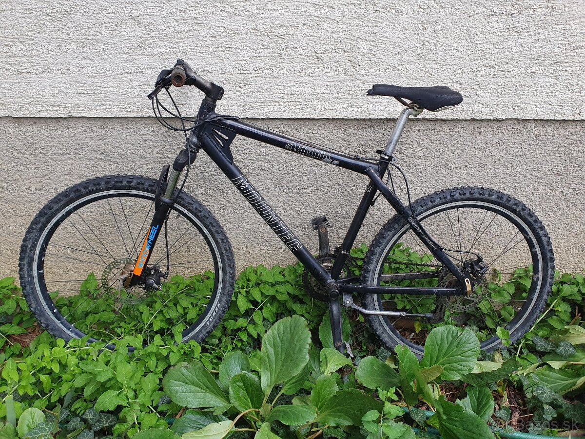 Nemecký bicykel MTB(korúćové brzdy)