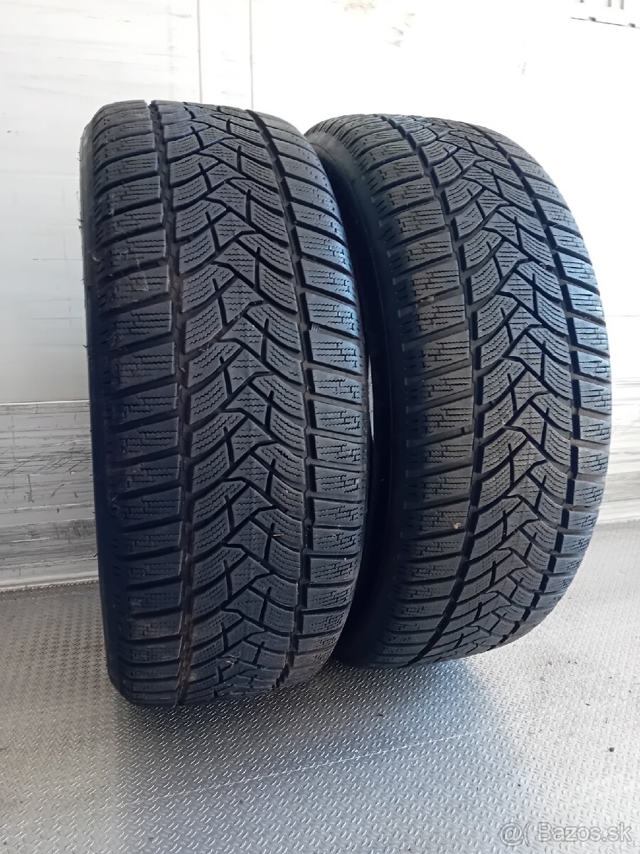 2ks 215/55R17 zimné pneumatiky Dunlop